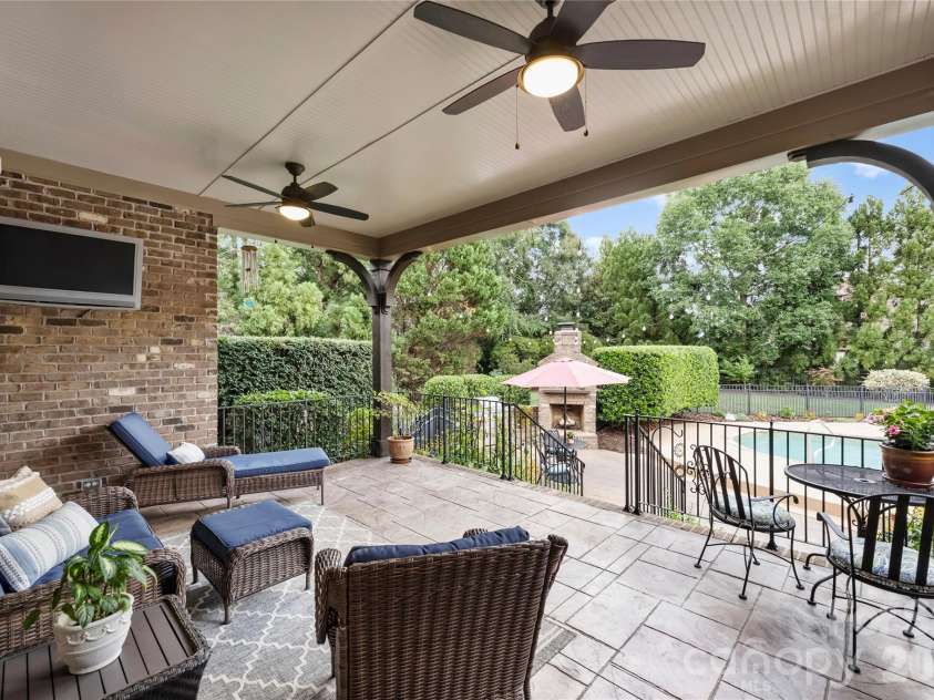 1501 Venetian Way Drive, Waxhaw, NC 28173.  MLS# CAR4411821, YatesRealty ID 42467. 