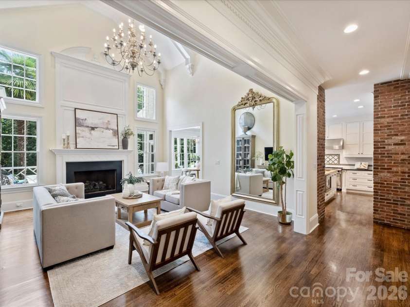 9146 Heydon Hall Circle, Charlotte, NC 28210.  MLS# CAR4404067, YatesRealty ID 42468. 