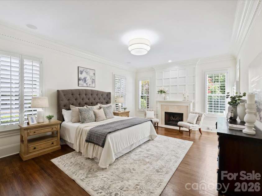 9146 Heydon Hall Circle, Charlotte, NC 28210.  MLS# CAR4404067, YatesRealty ID 42468. 