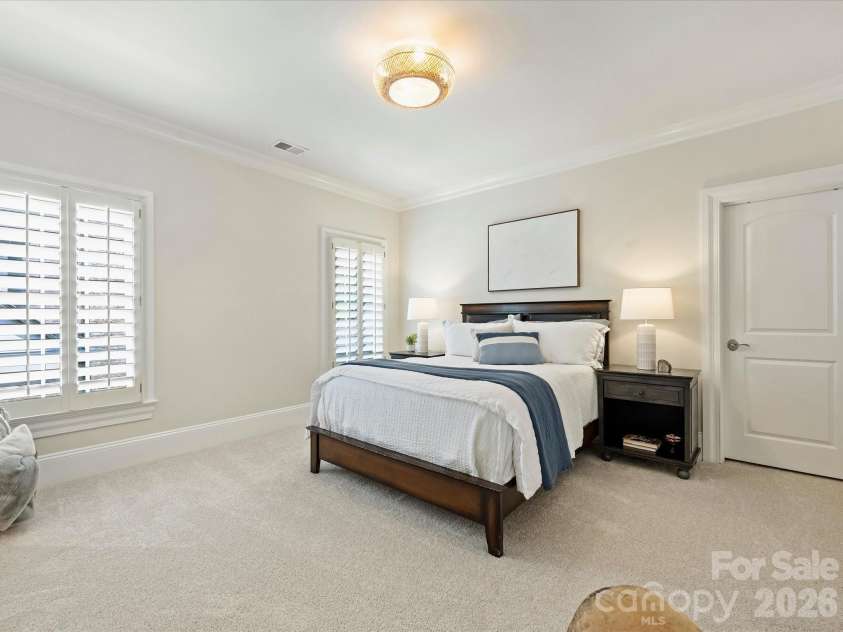 9146 Heydon Hall Circle, Charlotte, NC 28210.  MLS# CAR4404067, YatesRealty ID 42468. 