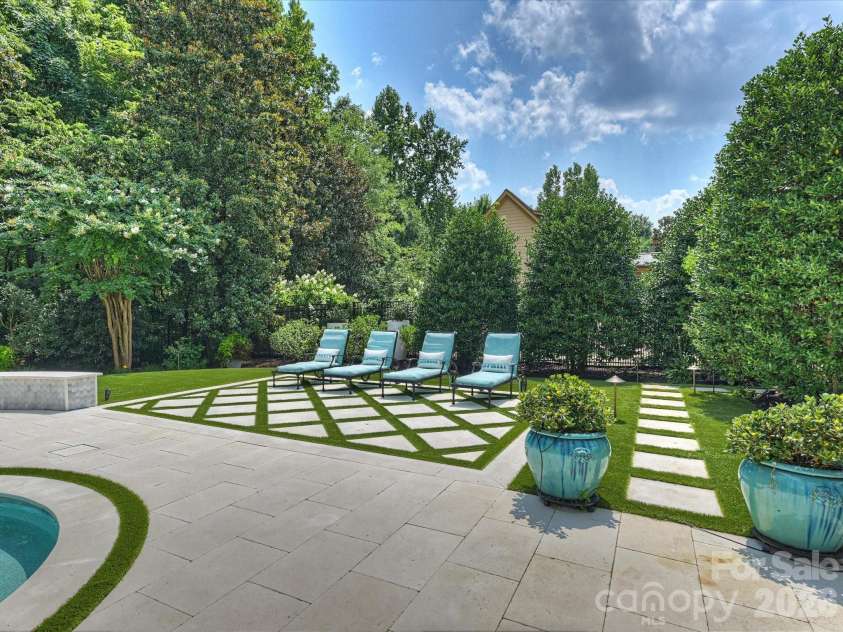 9146 Heydon Hall Circle, Charlotte, NC 28210.  MLS# CAR4404067, YatesRealty ID 42468. 