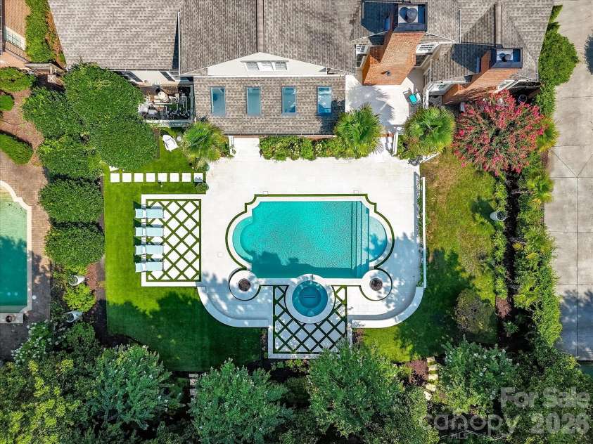 9146 Heydon Hall Circle, Charlotte, NC 28210.  MLS# CAR4404067, YatesRealty ID 42468. 