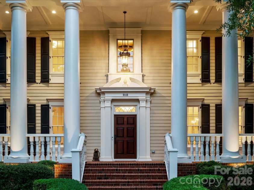 9146 Heydon Hall Circle, Charlotte, NC 28210.  MLS# CAR4404067, YatesRealty ID 42468. 