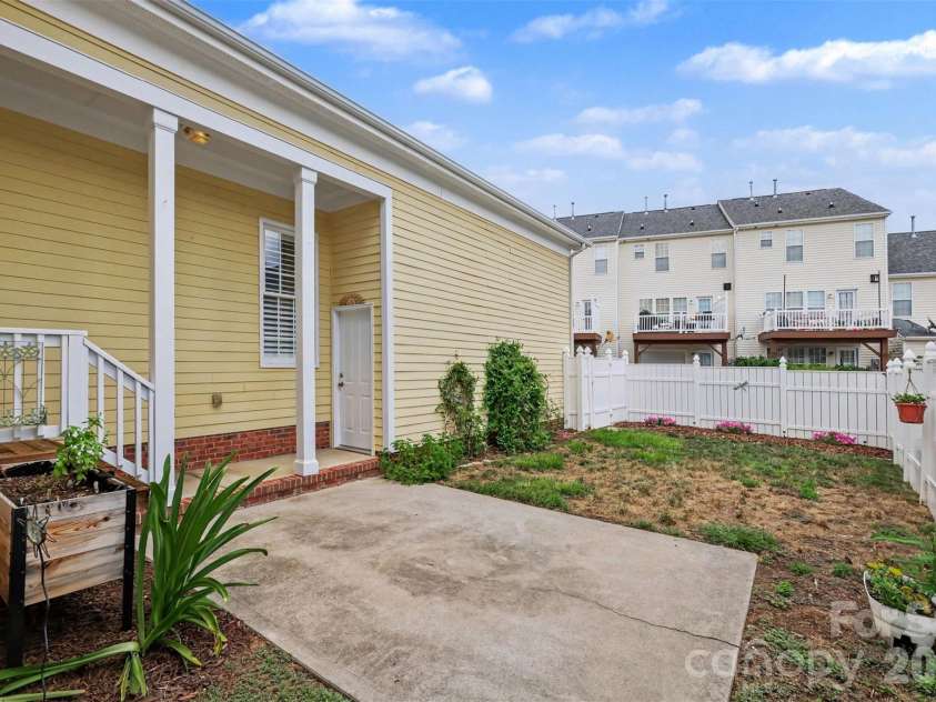 12629 Doster Avenue, Charlotte, NC 28277.  MLS# CAR4404455, YatesRealty ID 42470. 