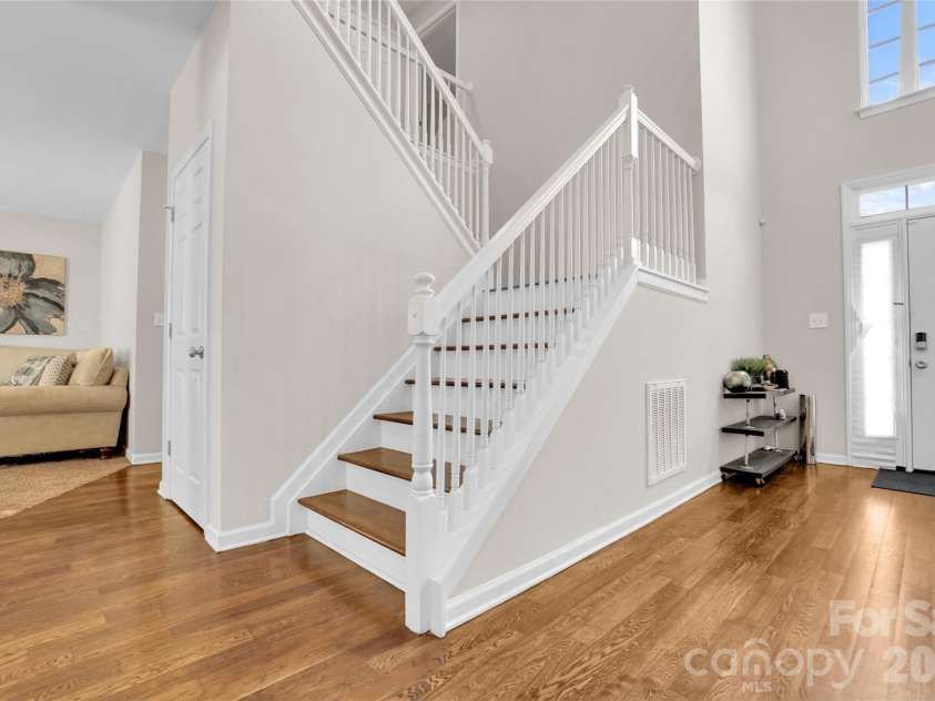 10706 Hellebore Road, Charlotte, NC 28213.  MLS# CAR4409890, YatesRealty ID 42471. 