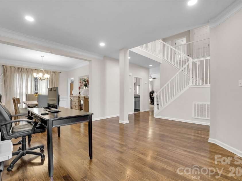 10706 Hellebore Road, Charlotte, NC 28213.  MLS# CAR4409890, YatesRealty ID 42471. 