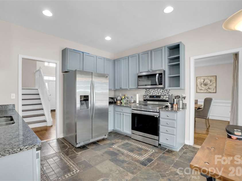 10706 Hellebore Road, Charlotte, NC 28213.  MLS# CAR4409890, YatesRealty ID 42471. 