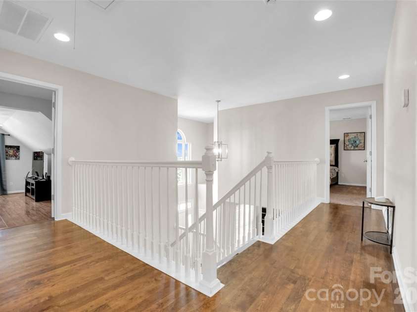 10706 Hellebore Road, Charlotte, NC 28213.  MLS# CAR4409890, YatesRealty ID 42471. 