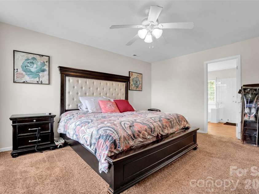 10706 Hellebore Road, Charlotte, NC 28213.  MLS# CAR4409890, YatesRealty ID 42471. 