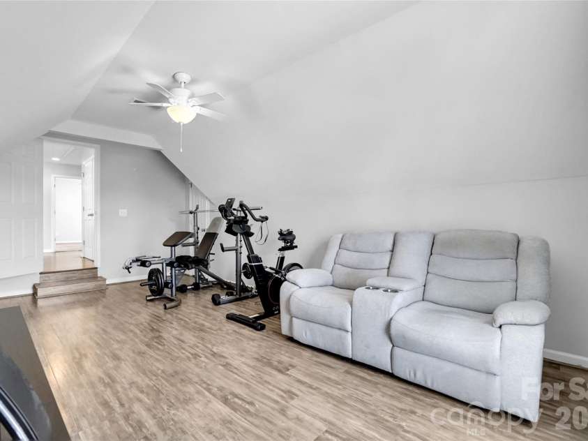 10706 Hellebore Road, Charlotte, NC 28213.  MLS# CAR4409890, YatesRealty ID 42471. 
