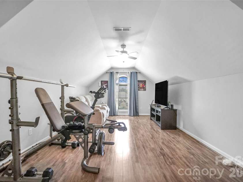 10706 Hellebore Road, Charlotte, NC 28213.  MLS# CAR4409890, YatesRealty ID 42471. 