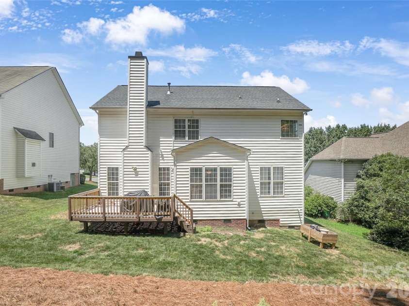 10706 Hellebore Road, Charlotte, NC 28213.  MLS# CAR4409890, YatesRealty ID 42471. 