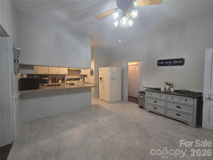 130 Shiloh Road, Troy, NC 27371.  MLS# CAR4406442, YatesRealty ID 42475. 