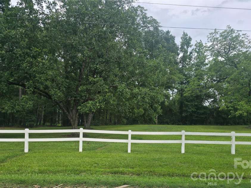 130 Shiloh Road, Troy, NC 27371.  MLS# CAR4406442, YatesRealty ID 42475. 