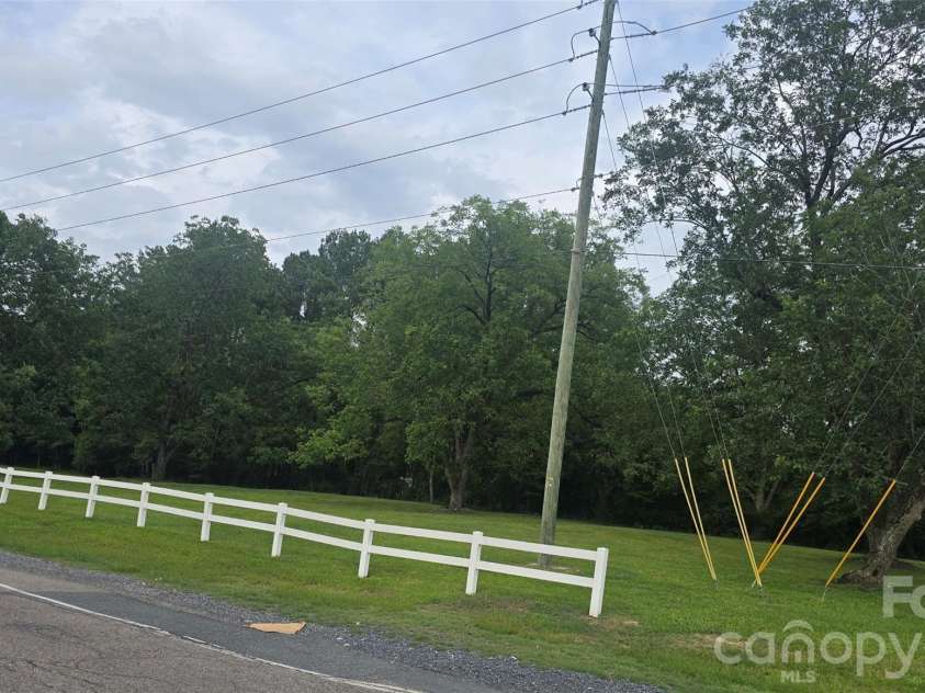 130 Shiloh Road, Troy, NC 27371.  MLS# CAR4406442, YatesRealty ID 42475. 