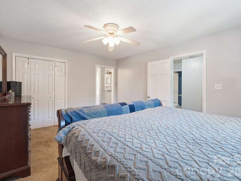 19535 Heartland Street, Cornelius, NC 28031.  MLS# CAR4405802, YatesRealty ID 42476. 