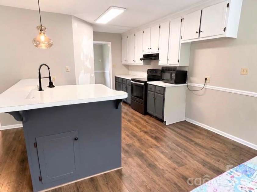 1003 Slick Rock Road, Chester, SC 29706.  MLS# CAR4407880, YatesRealty ID 42479. Kitchen Main