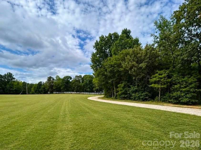 1003 Slick Rock Road, Chester, SC 29706.  MLS# CAR4407880, YatesRealty ID 42479. Private Driveway