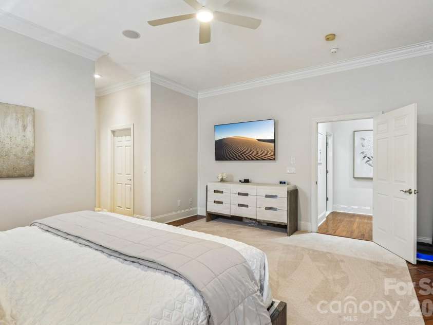 17406 Meadow Bottom Road, Charlotte, NC 28277.  MLS# CAR4397244, YatesRealty ID 42481. 