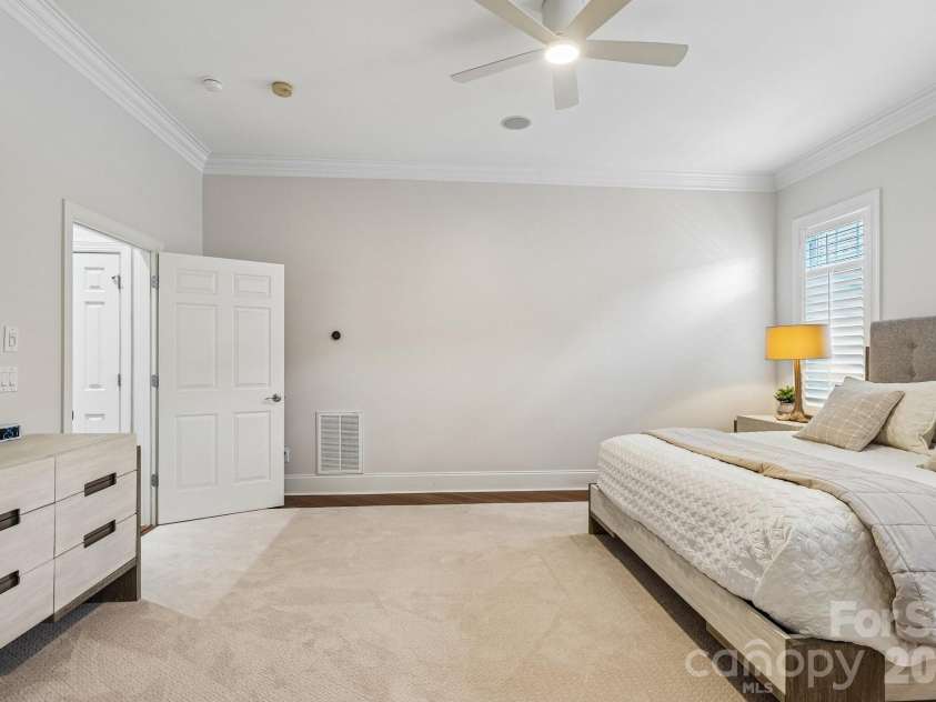 17406 Meadow Bottom Road, Charlotte, NC 28277.  MLS# CAR4397244, YatesRealty ID 42481. 