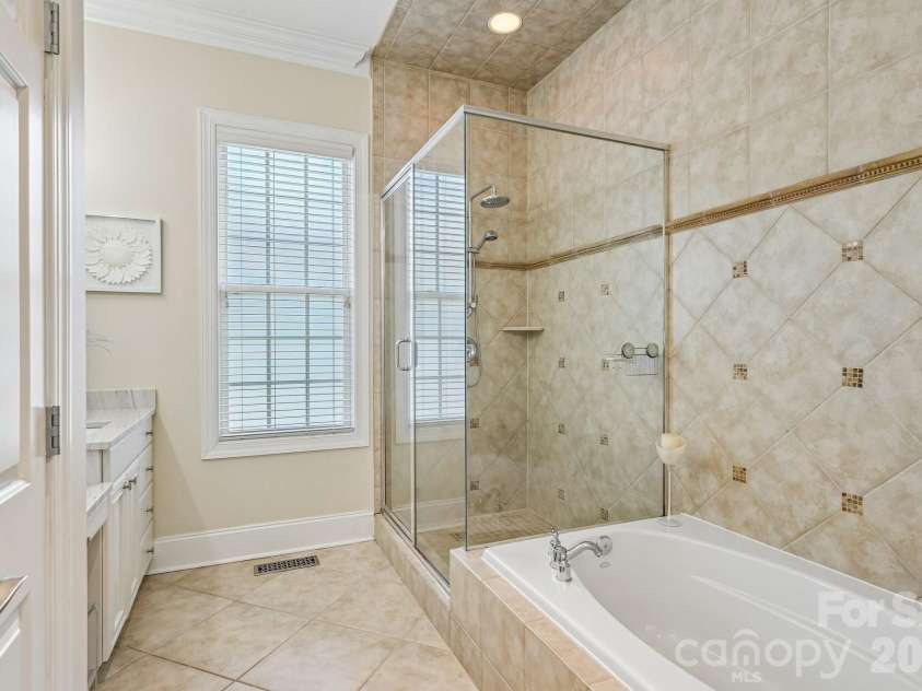 17406 Meadow Bottom Road, Charlotte, NC 28277.  MLS# CAR4397244, YatesRealty ID 42481. 