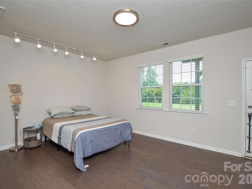 12104 Ardrey Park Drive, Charlotte, NC 28277.  MLS# CAR4408676, YatesRealty ID 42482. 