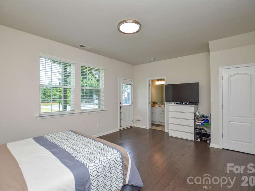 12104 Ardrey Park Drive, Charlotte, NC 28277.  MLS# CAR4408676, YatesRealty ID 42482. 