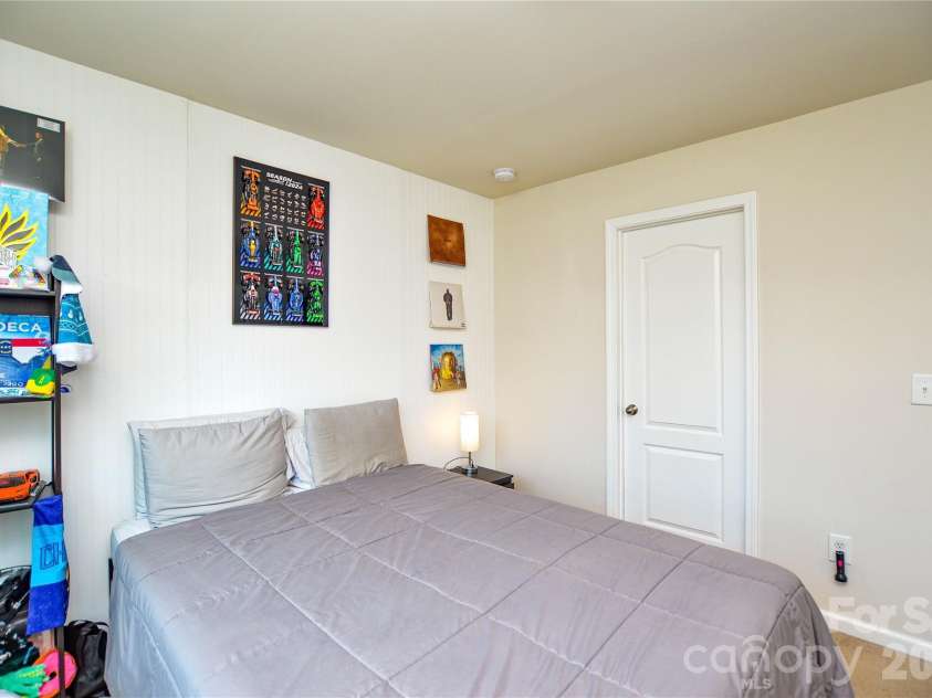 12104 Ardrey Park Drive, Charlotte, NC 28277.  MLS# CAR4408676, YatesRealty ID 42482. 