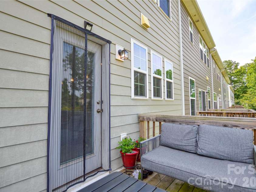 12104 Ardrey Park Drive, Charlotte, NC 28277.  MLS# CAR4408676, YatesRealty ID 42482. 