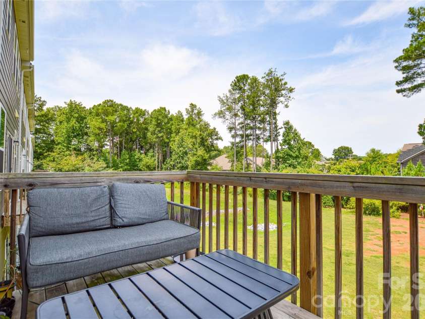 12104 Ardrey Park Drive, Charlotte, NC 28277.  MLS# CAR4408676, YatesRealty ID 42482. 