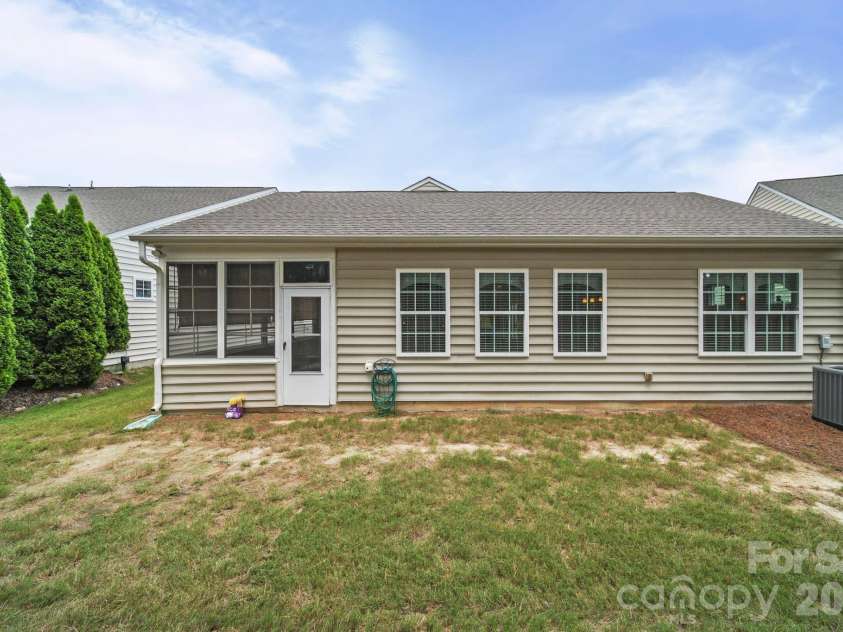 4286 Perth Road, Fort Mill, SC 29707.  MLS# CAR4408624, YatesRealty ID 42483. 