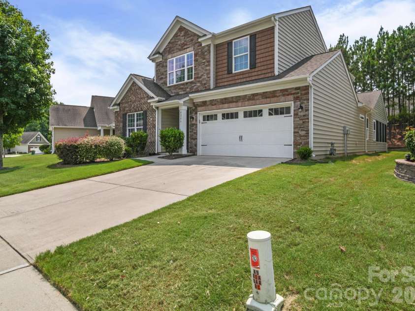 4286 Perth Road, Fort Mill, SC 29707.  MLS# CAR4408624, YatesRealty ID 42483. 