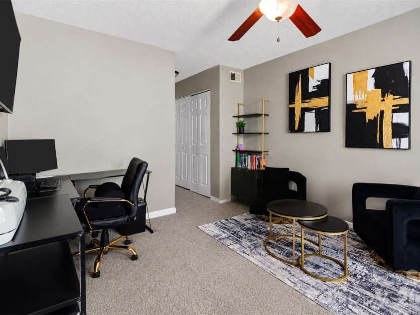 5845 Cougar Lane, Charlotte, NC 28269.  MLS# CAR4407101, YatesRealty ID 42485. 