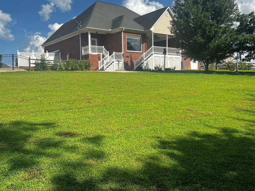 4209 Cheshire Glen Drive, Monroe, NC 28110.  MLS# CAR4412627, YatesRealty ID 42487. 