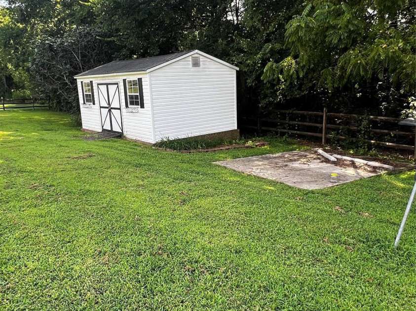 4209 Cheshire Glen Drive, Monroe, NC 28110.  MLS# CAR4412627, YatesRealty ID 42487. 