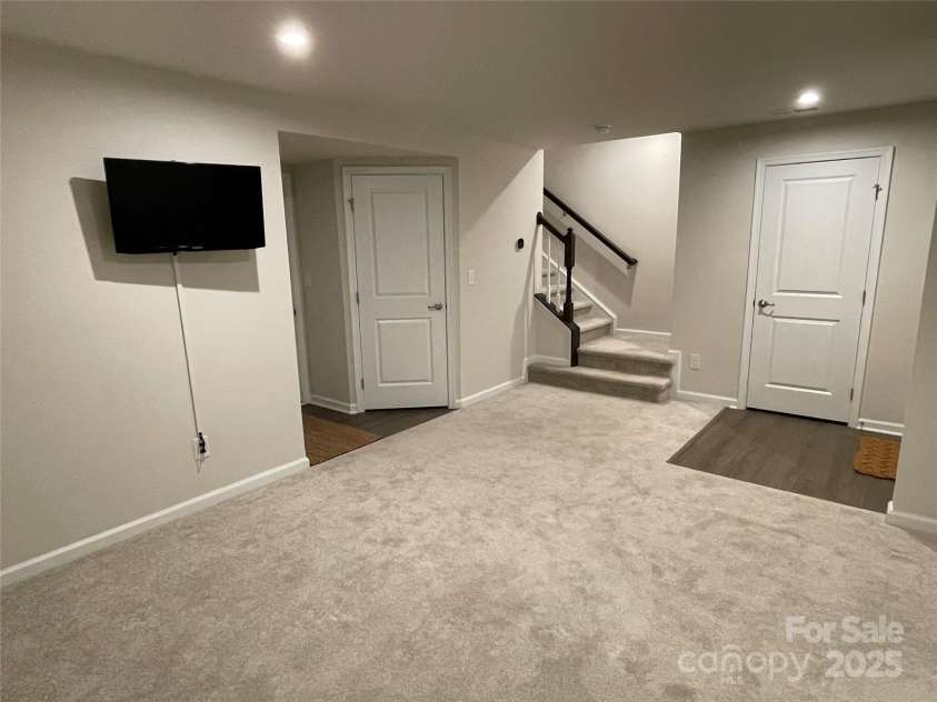 2133 Tupelo Grove Lane, Gastonia, NC 28054.  MLS# CAR4206022, YatesRealty ID 4249. Bonus room with entry at back from garage by the LARGE walk-in closet and a utility room.
