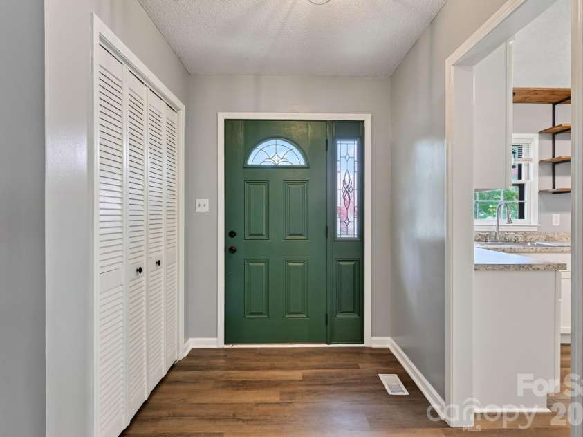 1620 Windyrush Lane, Gastonia, NC 28054.  MLS# CAR4395424, YatesRealty ID 42492. 