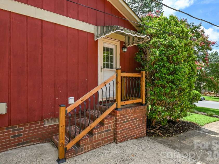 1620 Windyrush Lane, Gastonia, NC 28054.  MLS# CAR4395424, YatesRealty ID 42492. 