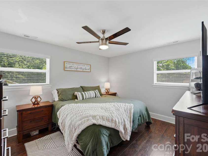 1301 Manchester Lane, Charlotte, NC 28227.  MLS# CAR4402084, YatesRealty ID 42493. 