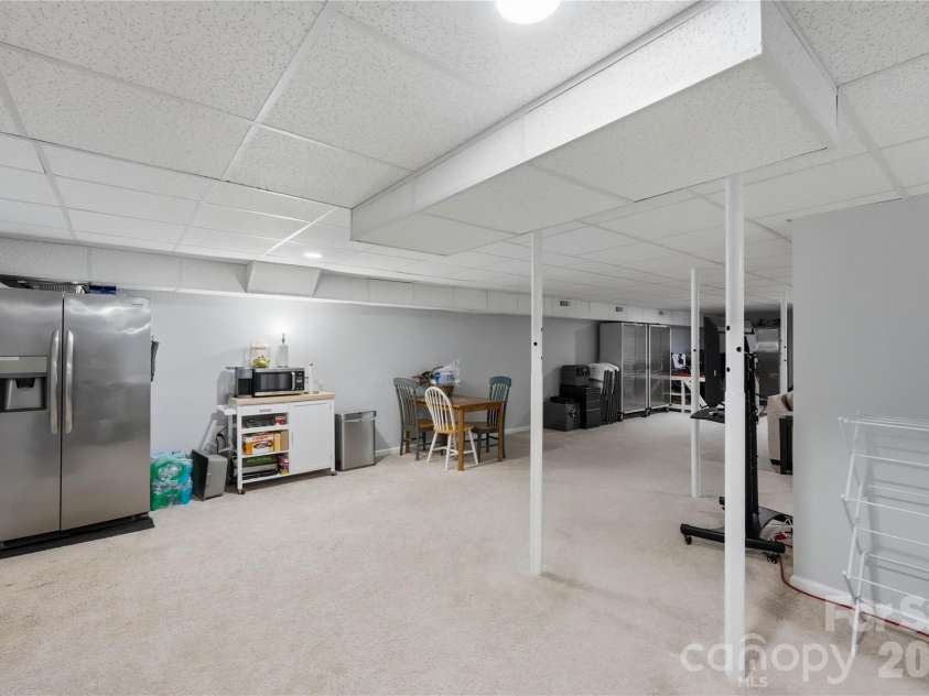 1301 Manchester Lane, Charlotte, NC 28227.  MLS# CAR4402084, YatesRealty ID 42493. 