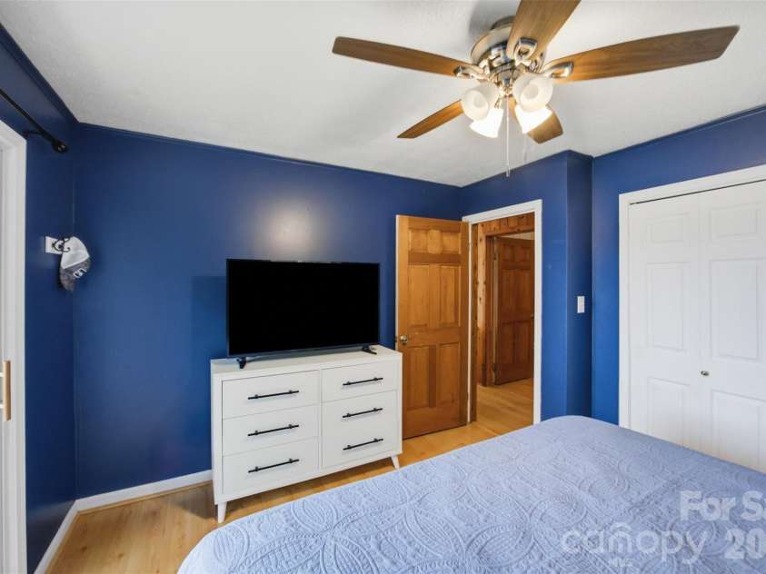 7016 Hyde Street, Sherrills Ford, NC 28673.  MLS# CAR4409956, YatesRealty ID 42495. Primary Bedroom