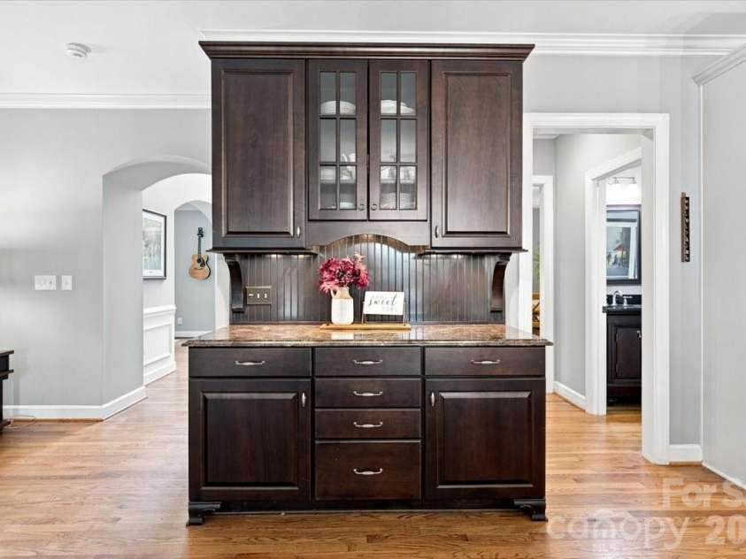 1210 Glynwater Lane, Waxhaw, NC 28173.  MLS# CAR4411817, YatesRealty ID 42497. Kitchen
