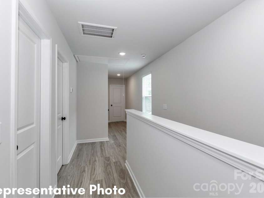 225 Institute Street, Mooresville, NC 28115.  MLS# CAR4406040, YatesRealty ID 42499. 