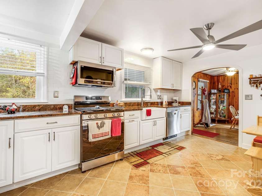 2896 Old Mars Hill Highway, Weaverville, NC 28787.  MLS# CAR4318518, YatesRealty ID 425. 