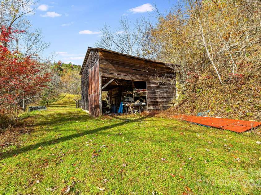 2896 Old Mars Hill Highway, Weaverville, NC 28787.  MLS# CAR4318518, YatesRealty ID 425. 