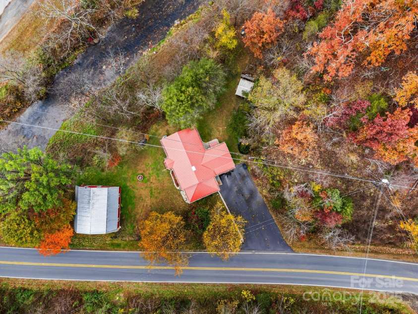 2896 Old Mars Hill Highway, Weaverville, NC 28787.  MLS# CAR4318518, YatesRealty ID 425. 