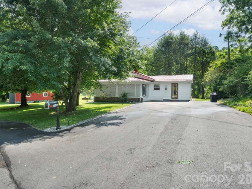 2896 Old Mars Hill Highway, Weaverville, NC 28787.  MLS# CAR4389948, YatesRealty ID 425. 