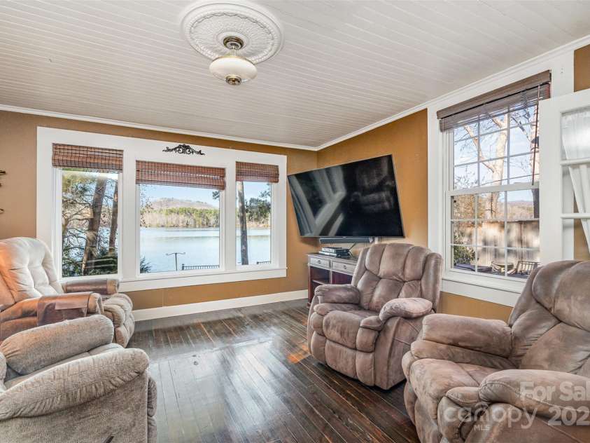 228 Sugar Loaf Drive, Troy, NC 27371.  MLS# CAR4204774, YatesRealty ID 4250. 