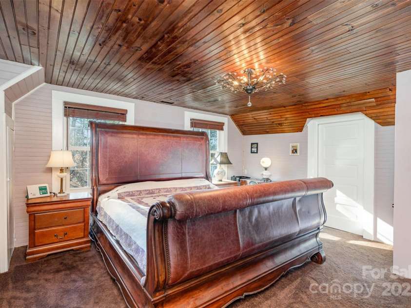 228 Sugar Loaf Drive, Troy, NC 27371.  MLS# CAR4204774, YatesRealty ID 4250. Primary Upstairs