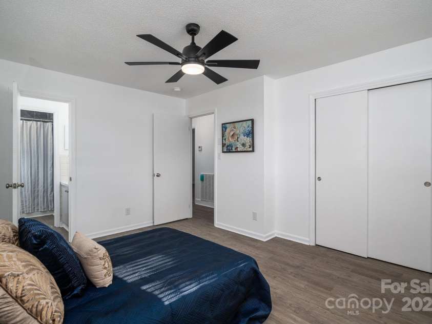 3501 Cinderella Drive, Dallas, NC 28034.  MLS# CAR4309023, YatesRealty ID 4250. 